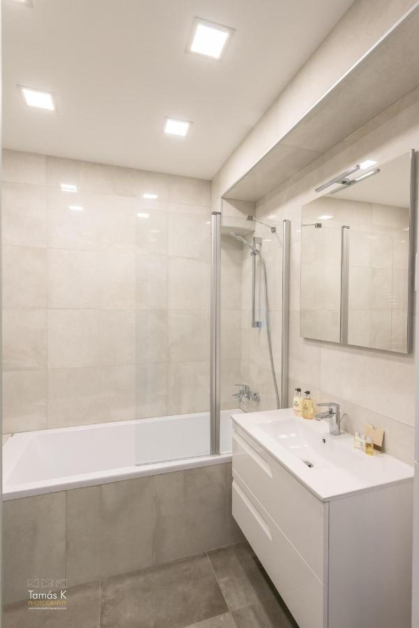 Imperial Suite With Basilika And Castle View Need Reservation For Free Parking بودابست المظهر الخارجي الصورة